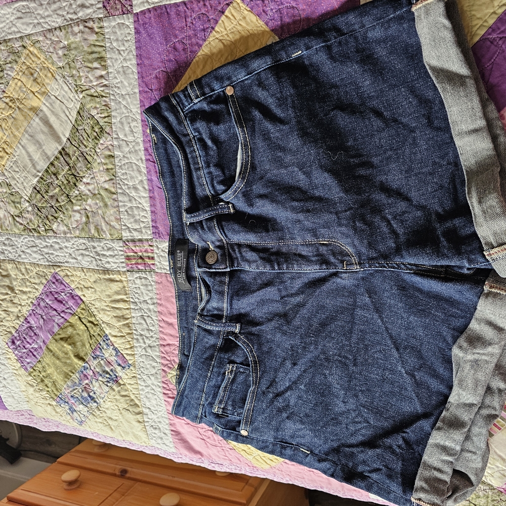 Judy Blue Dark Blue Jean Shorts